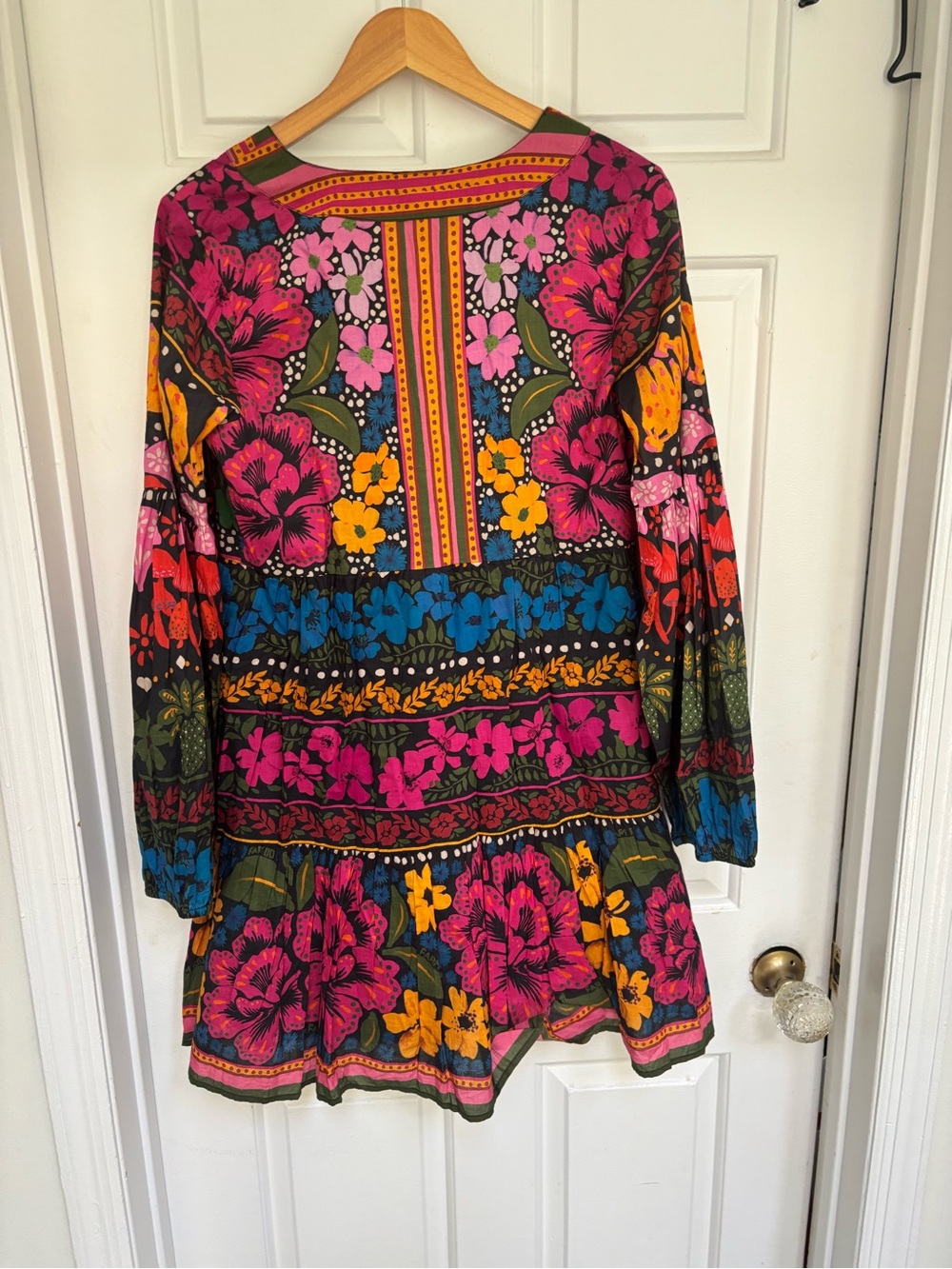 NWT retail $190 size M #Anthropologie,#FarmRio “Bright floral tunic mini dress”. - Picture 5 of 7